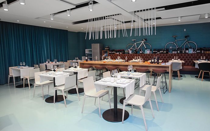 Bianchi-Cafe-and-cycles-restaurant milan