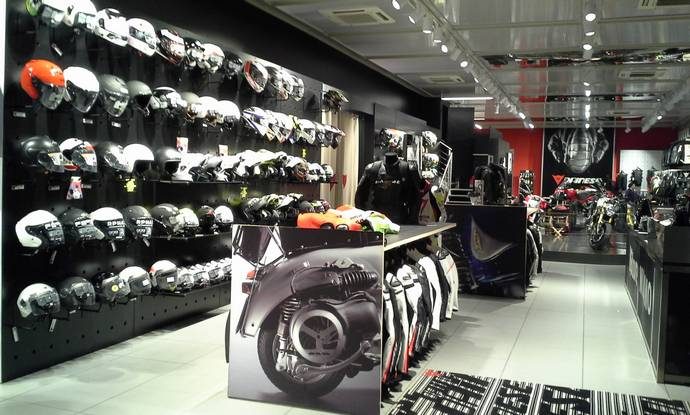 Dainese DStore MIlano